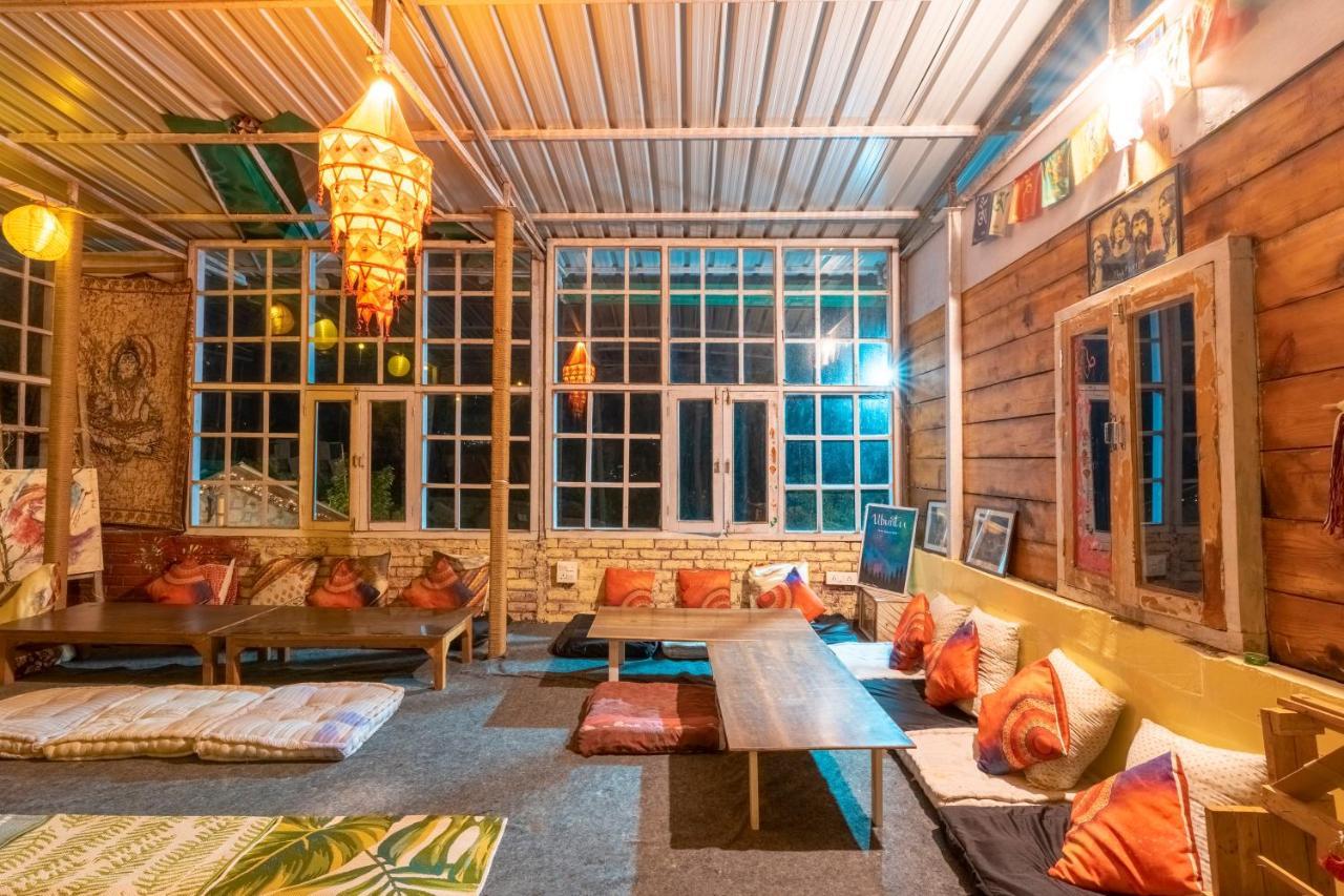 Vista Hostel Jeolikote, Nainital Patwa Dunga Eksteriør bilde