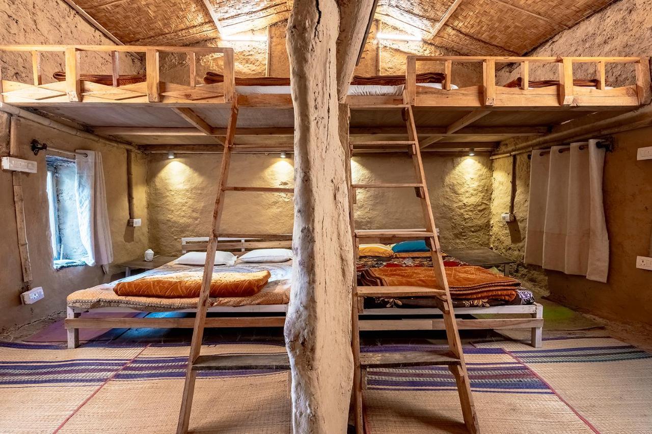 Vista Hostel Jeolikote, Nainital Patwa Dunga Eksteriør bilde